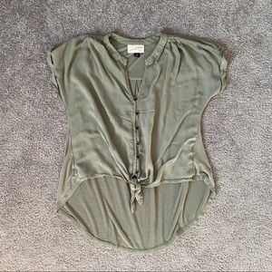 Universal Thread Crop Top